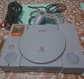 Playstation 1 completa, con Resident evil 1