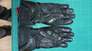 Guantes Revit
