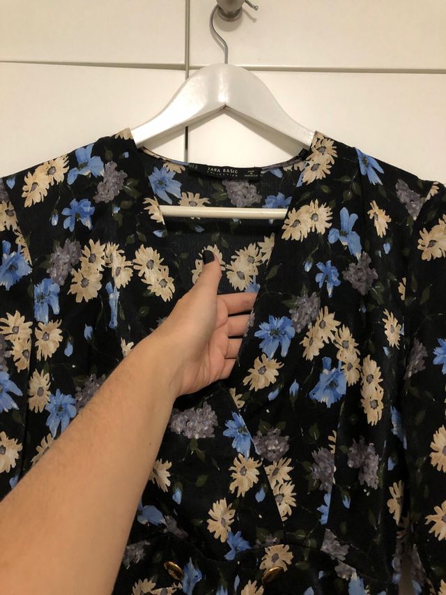 VESTIDO ESTAMPADO FLORAL ZARA
