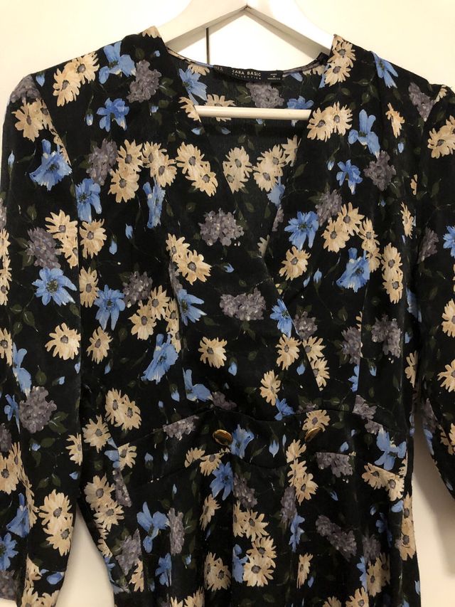 VESTIDO ESTAMPADO FLORAL ZARA