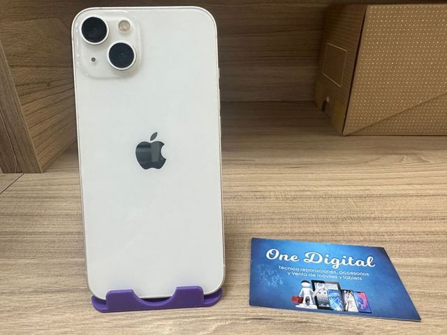 Apple iPhone 13 128GB Color Blanco Bateria 88%.