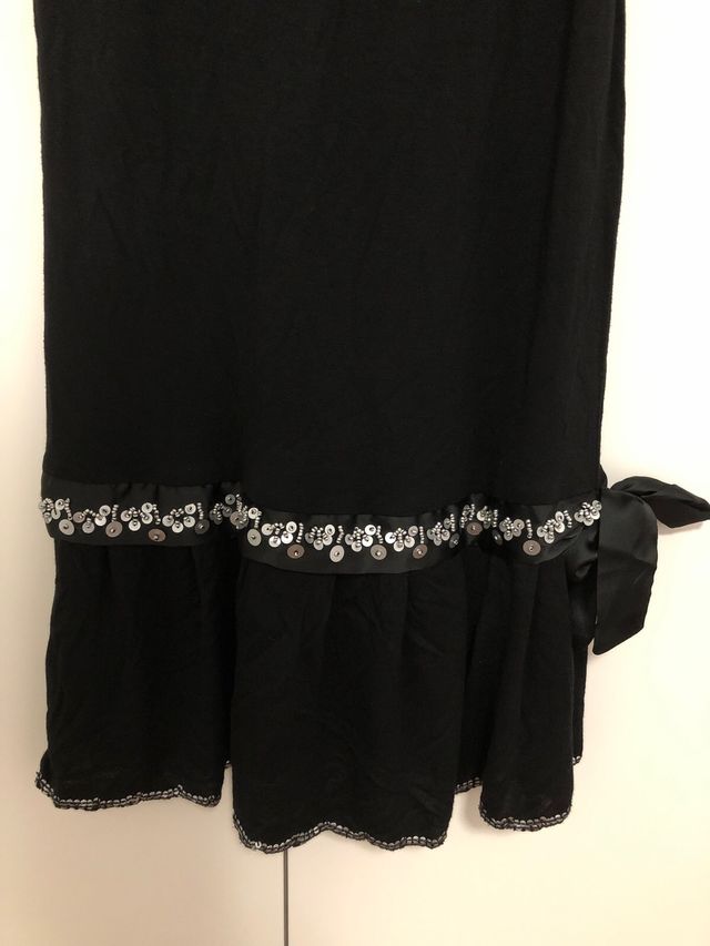 VESTIDO DE PUNTO NEGRO ZARA