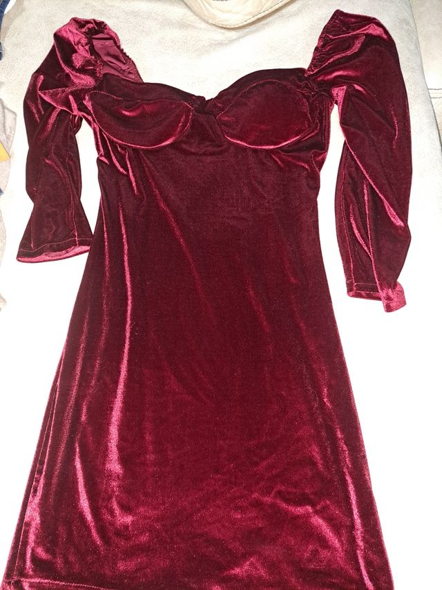 Vestido de terciopelo rojo