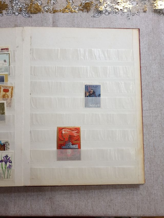 Album di francobolli vari 4