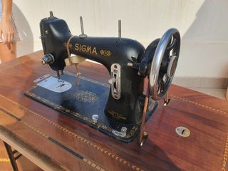 Maquina de coser SIGMA