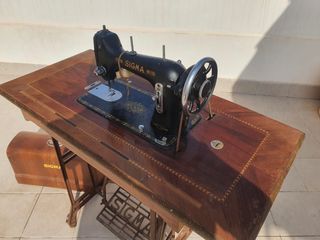 Maquina de coser SIGMA