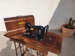Maquina de coser SIGMA
