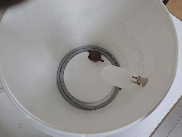 Bidón agua bebederos automáticos