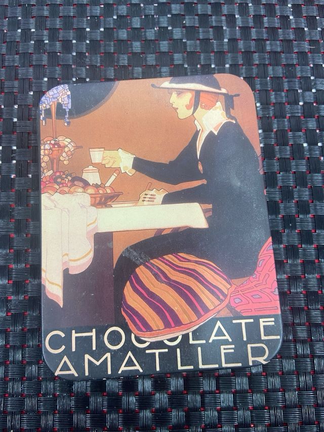 cajita metal chocolate amatller