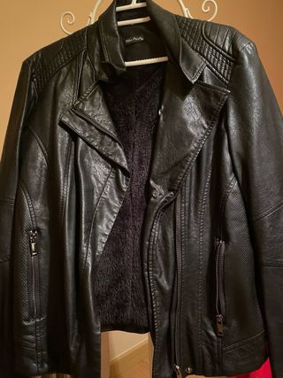 cazadora cuero negra con pelo interior 