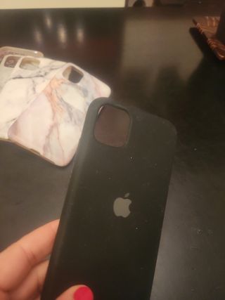 5 carcasas iPhone 11