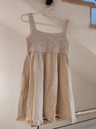 Vestido de crochet y tela de saco