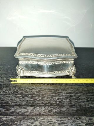 Antiguo joyero caja joyas inglés patas león