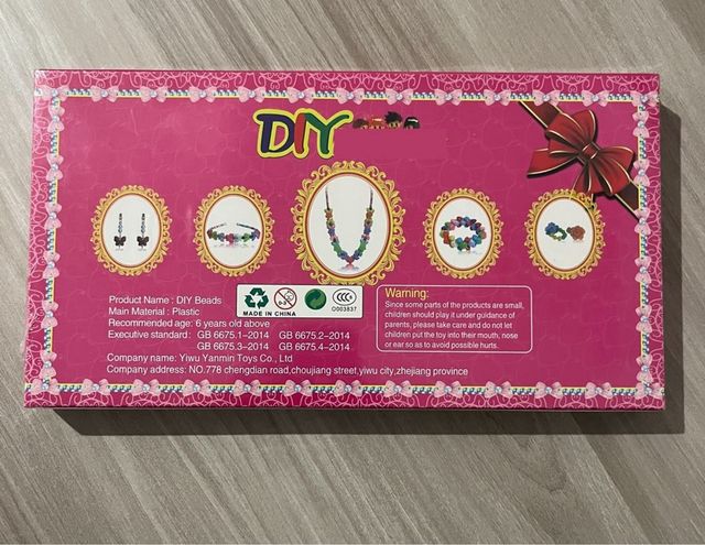 Juego de cuentas para hacer pulseras. SIN ESTRENAR