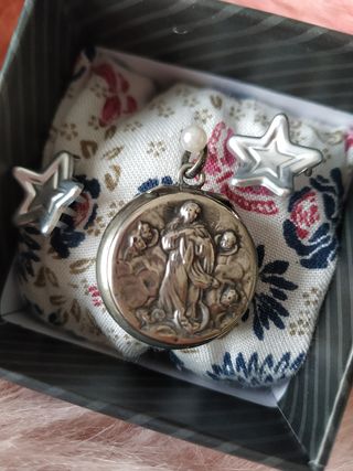 Reliquia de Plata : Colgante- Pastillero