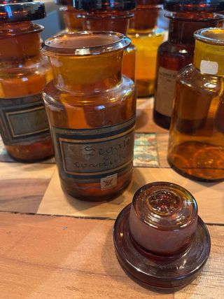 Bottiglia antica Farmacia