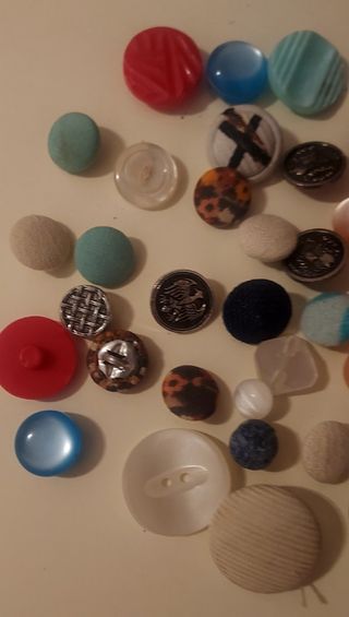 41 botones vintage, años '60 y '70
