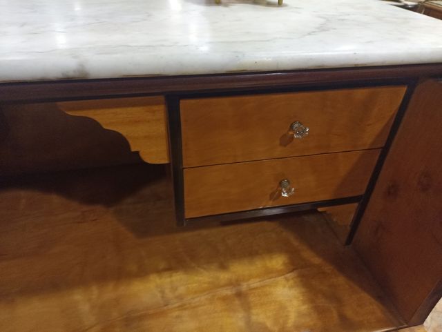 gran cómoda escritorio