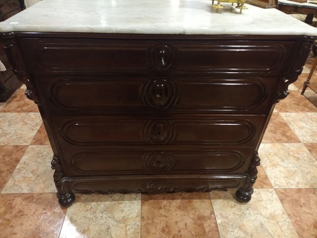 gran cómoda escritorio