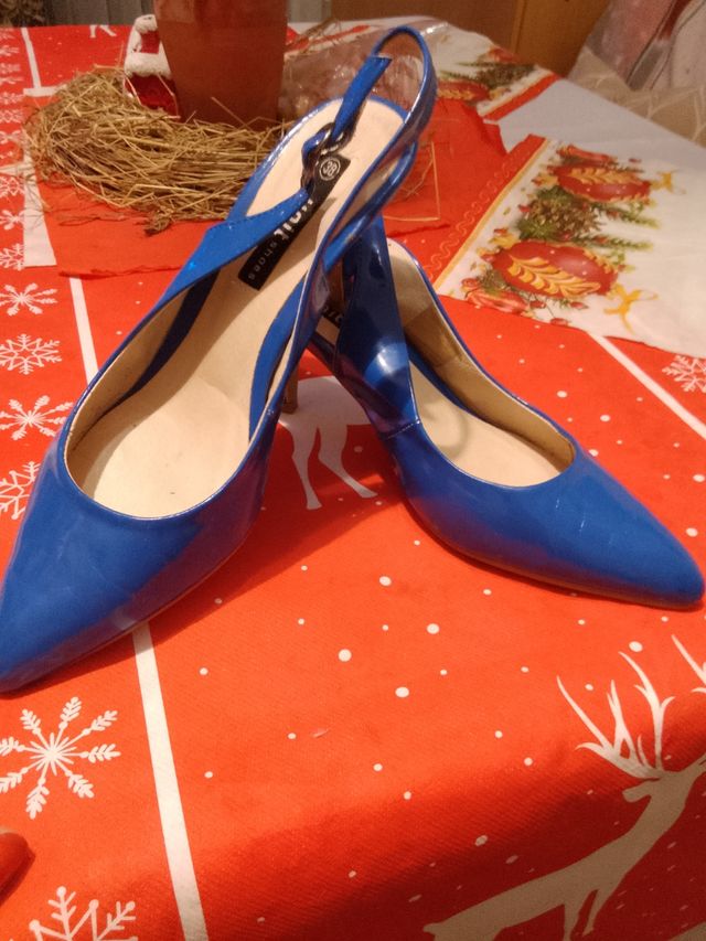 Tacones azul para fiestas