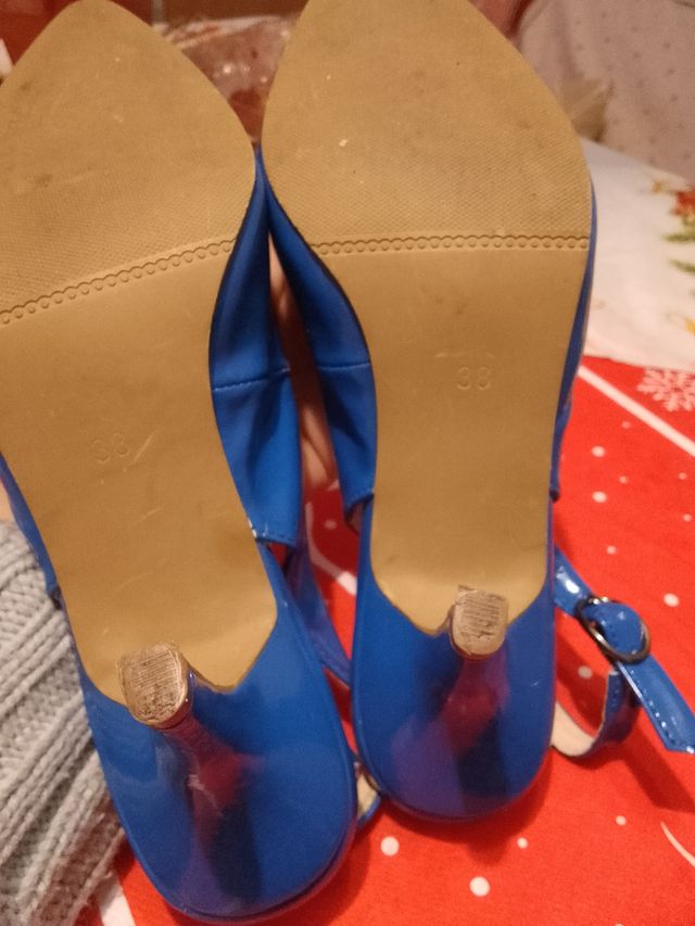 Tacones azul para fiestas