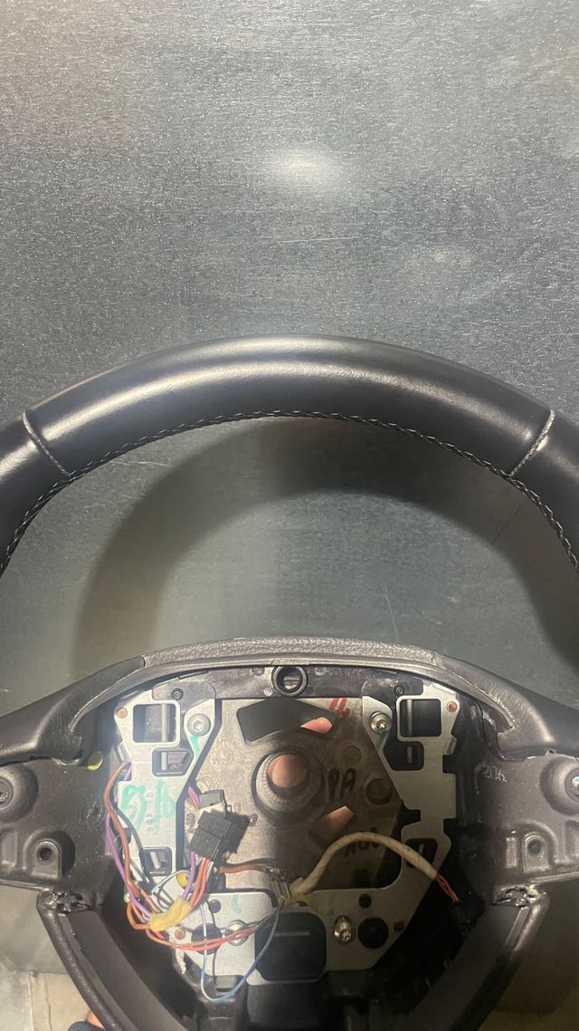 Volante BMW F10 520d