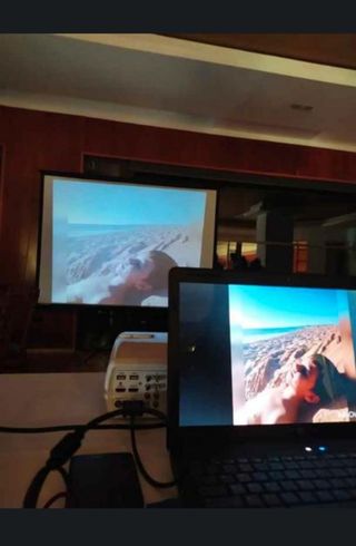 ALQUILER proyector más pantalla