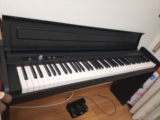Piano  KORG LP-180