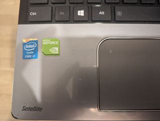 Portátil Toshiba i7 Satellite L50