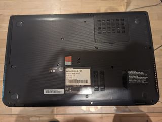 Portátil Toshiba i7 Satellite L50
