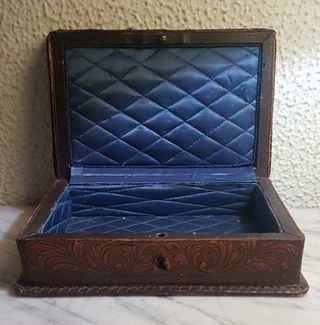 Joyero de Cuero Repujado