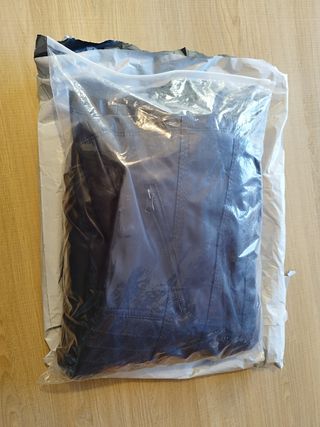 Cazadora poli piel SIN ESTRENAR