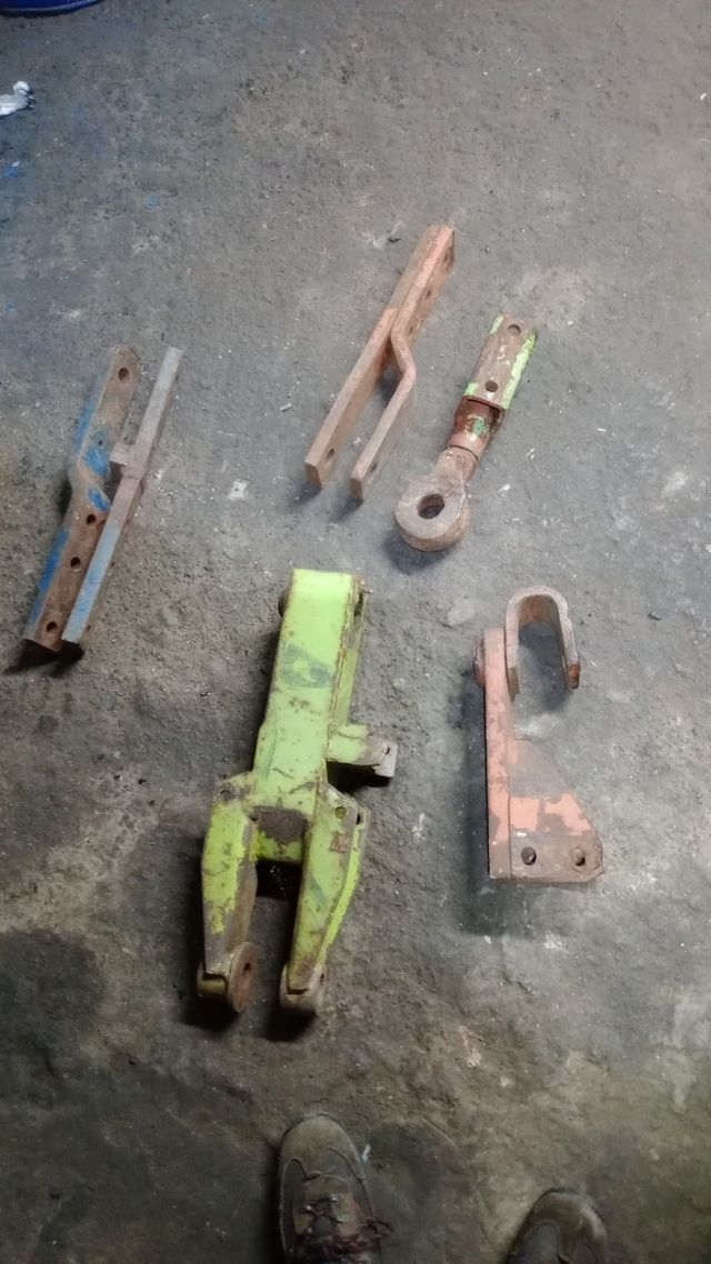 Enganches giratorios y fijos