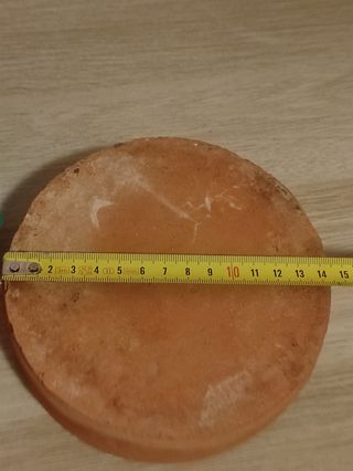Comedero, bandeja para hierba y tijeras de conejo