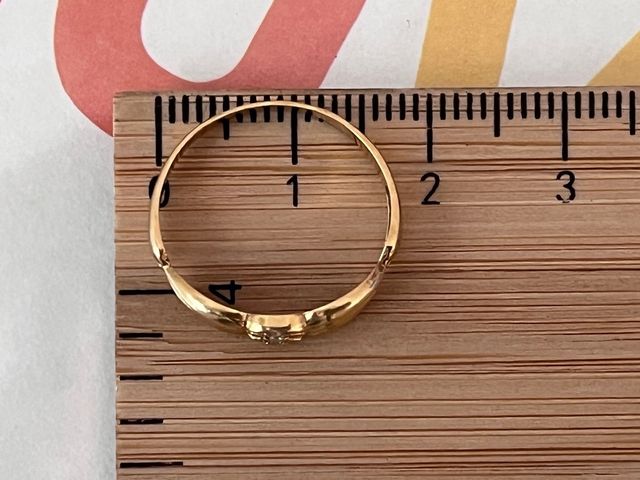 Anillo de oro 18k y circonitas