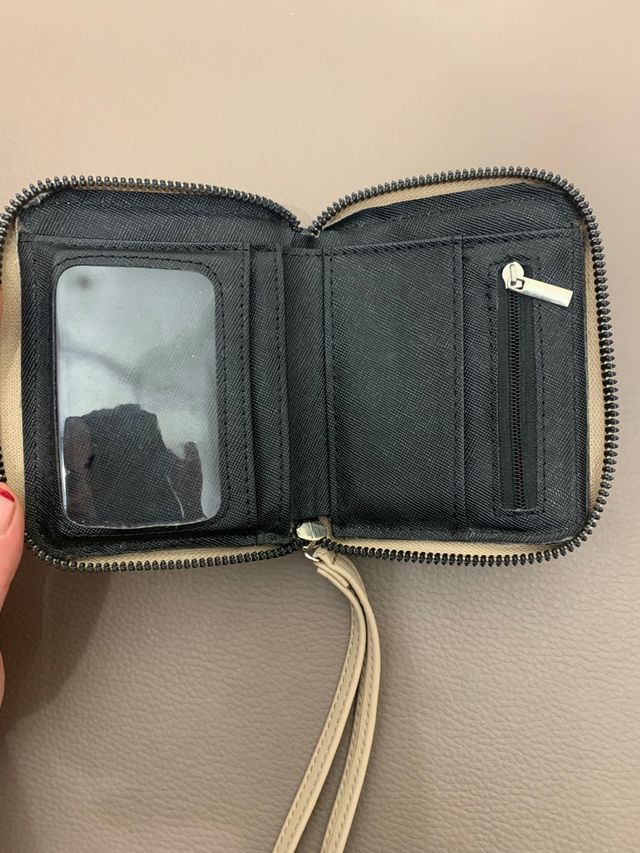 Cartera monedero beige Pepco