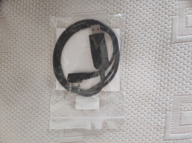 se vende walki kenwood tf7e mas acesorios