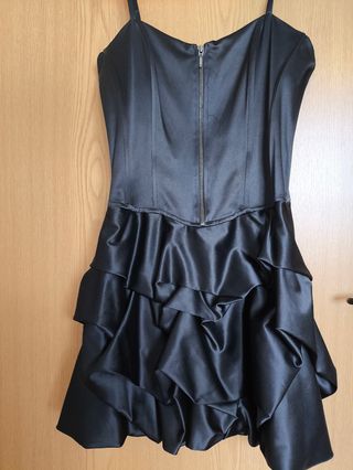 Vestido negro de fiesta