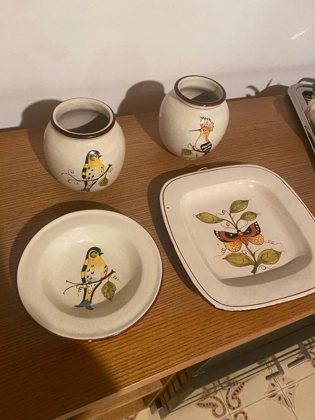 Set 2 piatti e 2 ciotole da arredamento