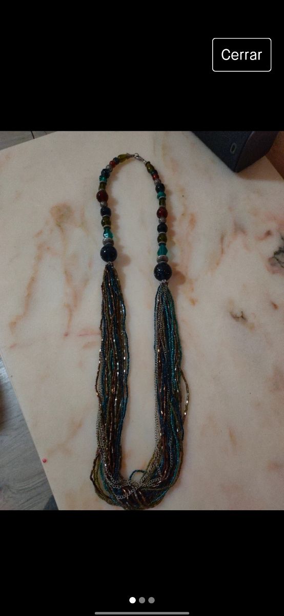 Collar bolas y cadenas