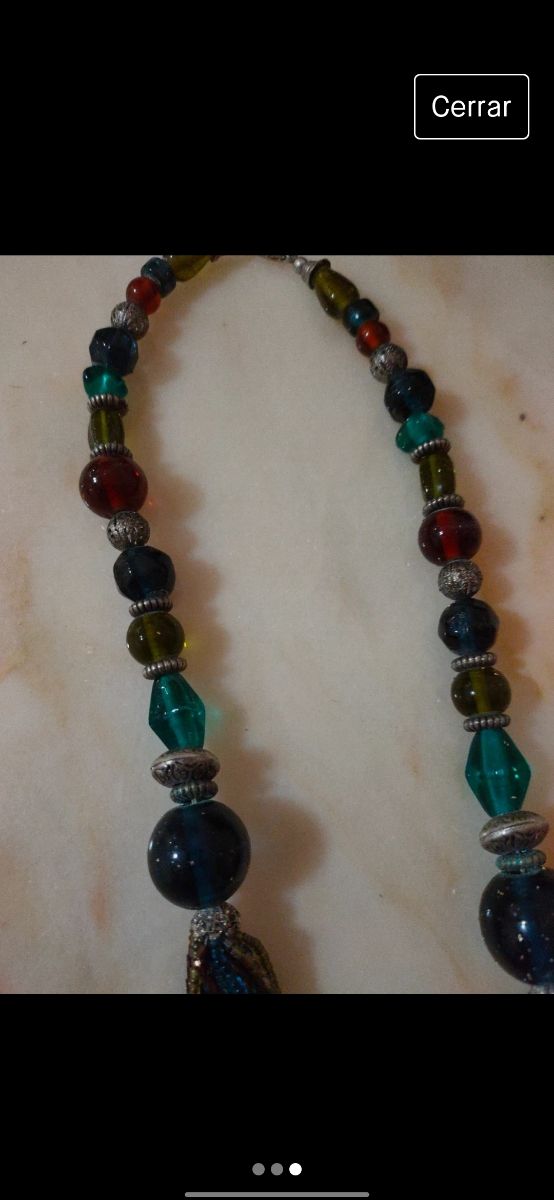 Collar bolas y cadenas