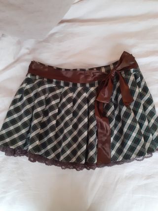 Minifalda cuadritos colegiala