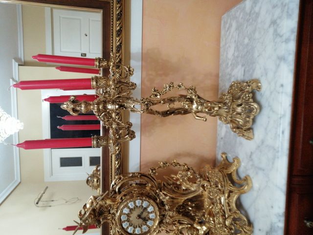 Candelabros y reloj