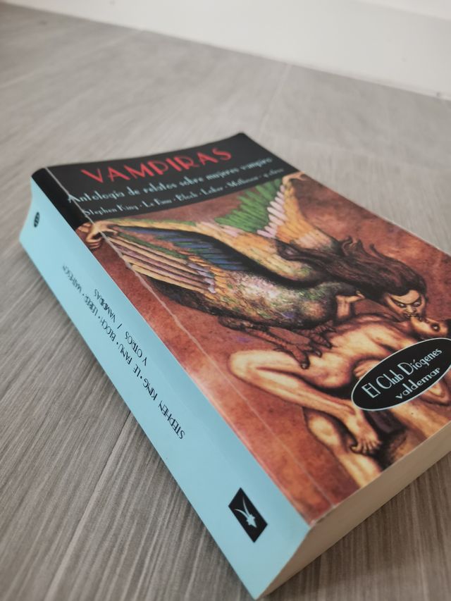 Libro de vampiros: Vampiras