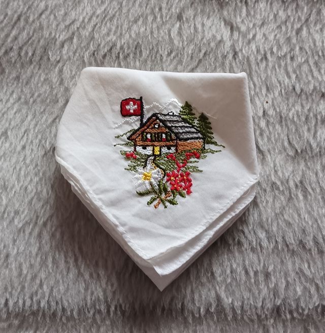 Pañuelos bordados vintage