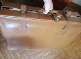 Maleta vintage piel marrón