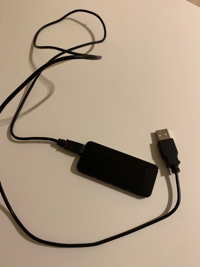 Hub USB 2.0 Slim de 4 Puertos