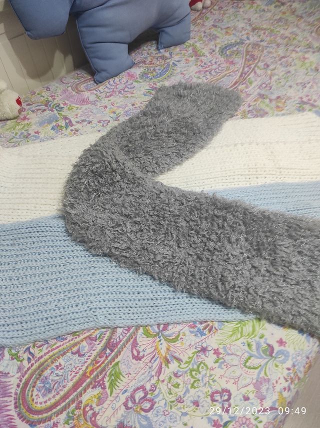 Lote de tres bufandas de lana