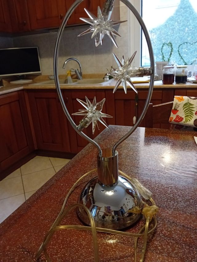 Lampada da tavolo vintage aculeo mancante