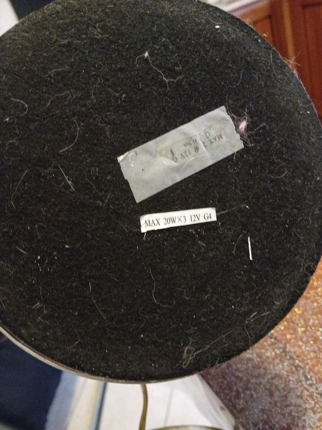 Lampada da tavolo vintage aculeo mancante